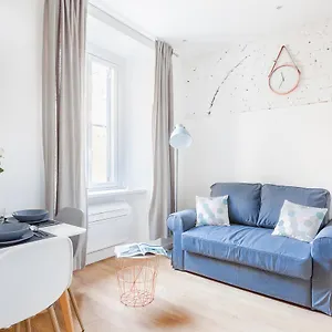 https://italianway-apartments-passeroni.italymilanhotels.net